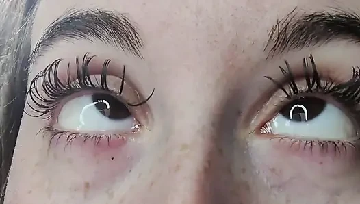 Überkreuzung der augen