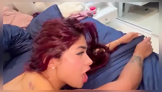 Otobüste Mastürbasyon Yapıyorum, Garaj Beni Buluyor Ve Sonunda Ben Olurum