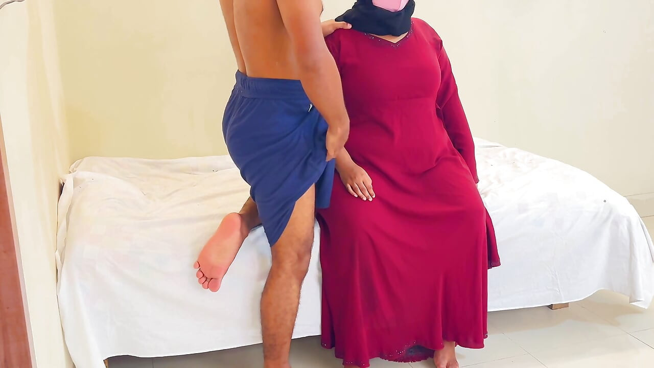 Fucking a Beautiful Stepaunty in Saudi Arabia - Multiple Cum