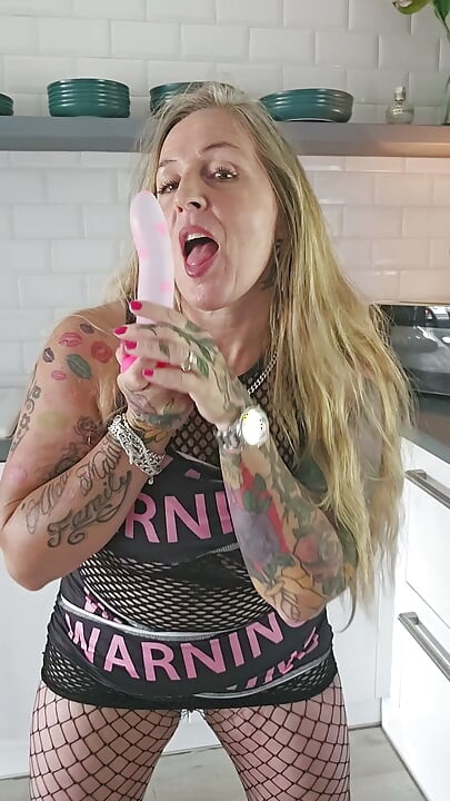 WARNING XXX Multi Dildo Trial