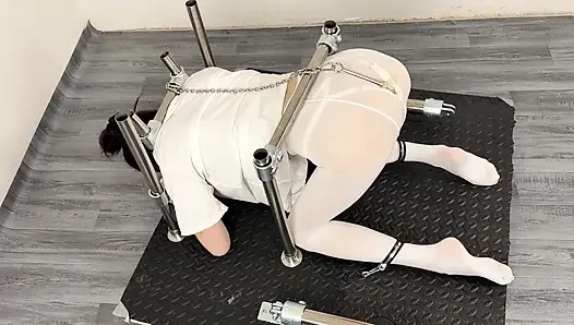 Metal Hell: Hook Control Starring in a Vacuum
