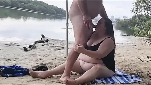 Neredeyse nehirde sikişirken yakalanıyor - faphouse'ta özel