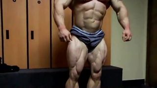 Str8 bodybuilder massive flexing