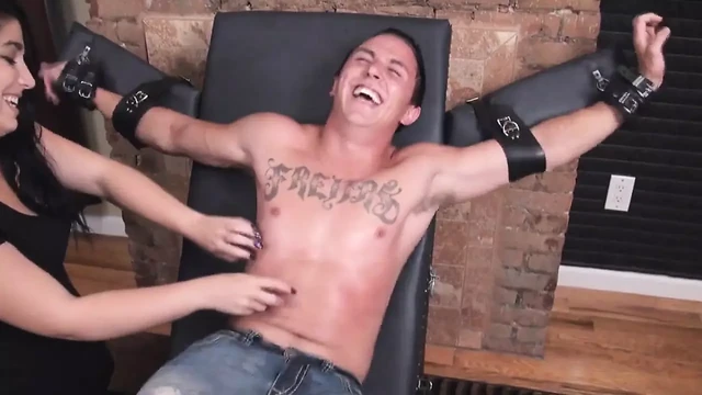 Tickle Fetish Amateur Audition in the Usa - Casting # Dd_5520
