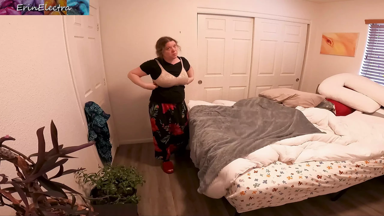 Stepmom used before girlfriend shows up