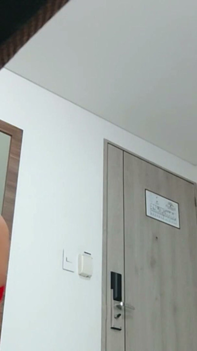 Güzel kız videoda soyunuyor | Bölüm 1