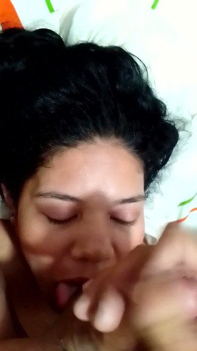 Beautiful girlfriend deep throat | Clip 1