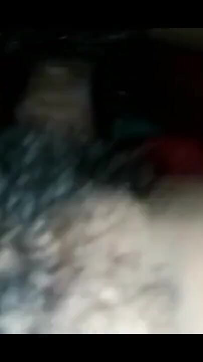 Piękne książki naciskające i bawiące piękną pochwę | Klip 2