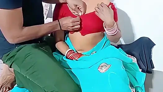 Aku berhubungan seks dengan ibu tiriku hari ini.