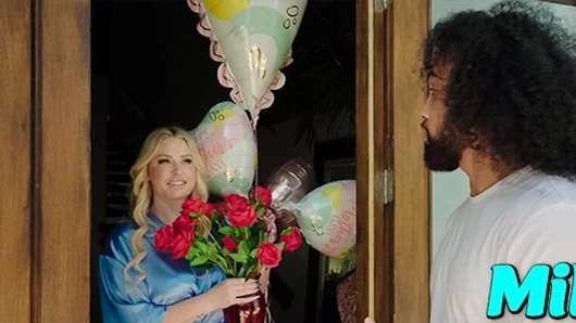 Si semok jenna starr lagi sendirian di hari ibunya sampai james ngentot perutnya dengan siap memenuhi keinginannya - reality kings