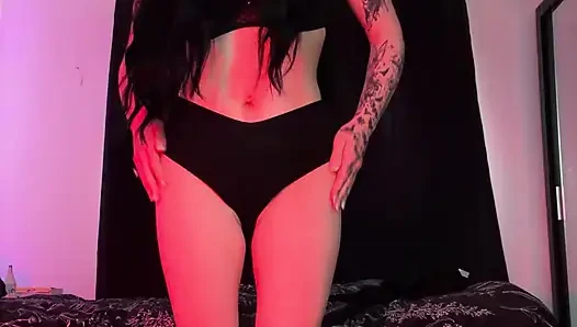 ASMR Gotik Inggris yang nakal joi
