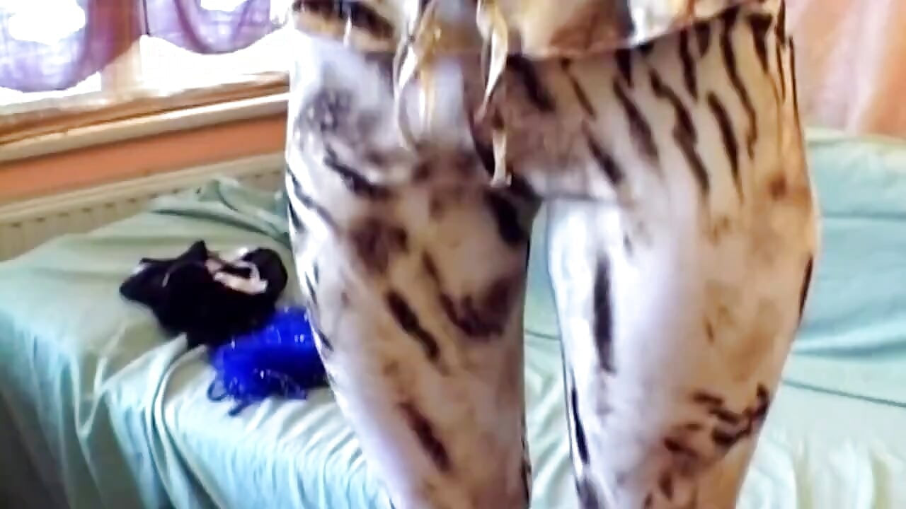Blonde Amateur Slides Thick Cucumber Deep Inside