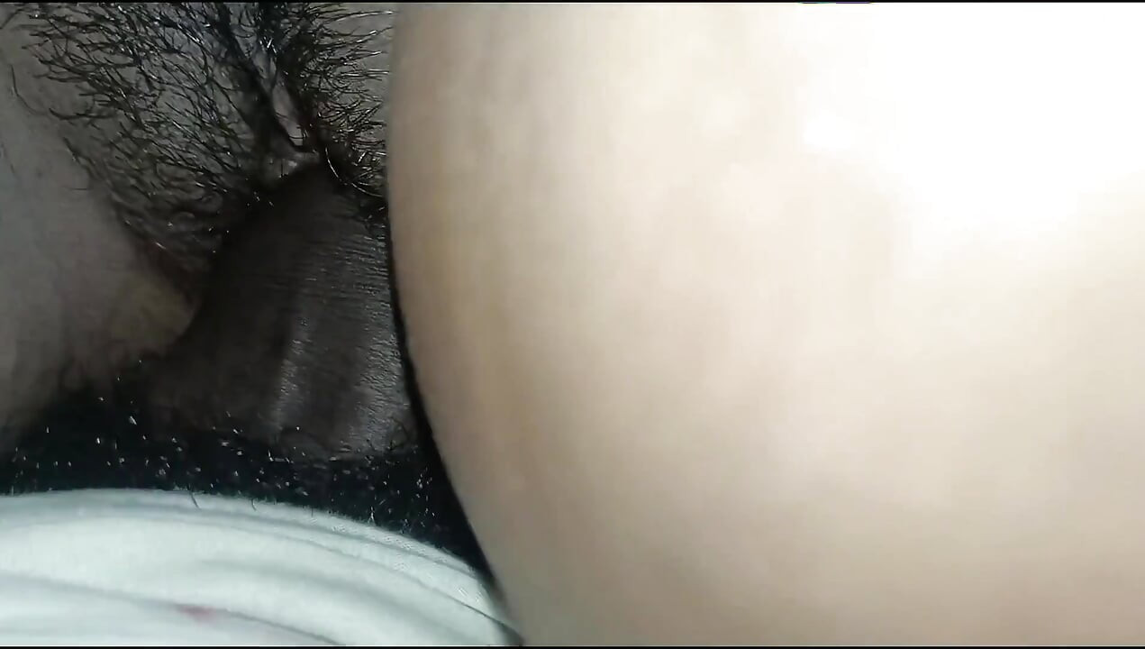 Bhabhi Ghar per Aakeli Pati Bahar