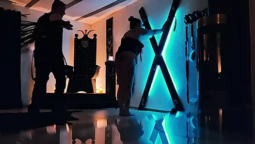 Flogger: Martyrius Raptor-Prototyp im Test (NSFW Version)