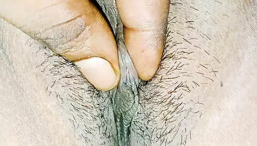 Kakak ipar bangladesh bangali - fingering memekku sampai muncrat 🫦 - close up