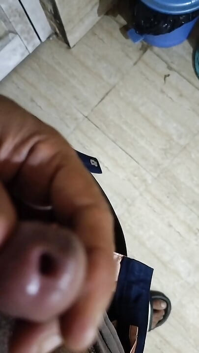 #Indian Gilgolo boy ravi big black cock(BBC)