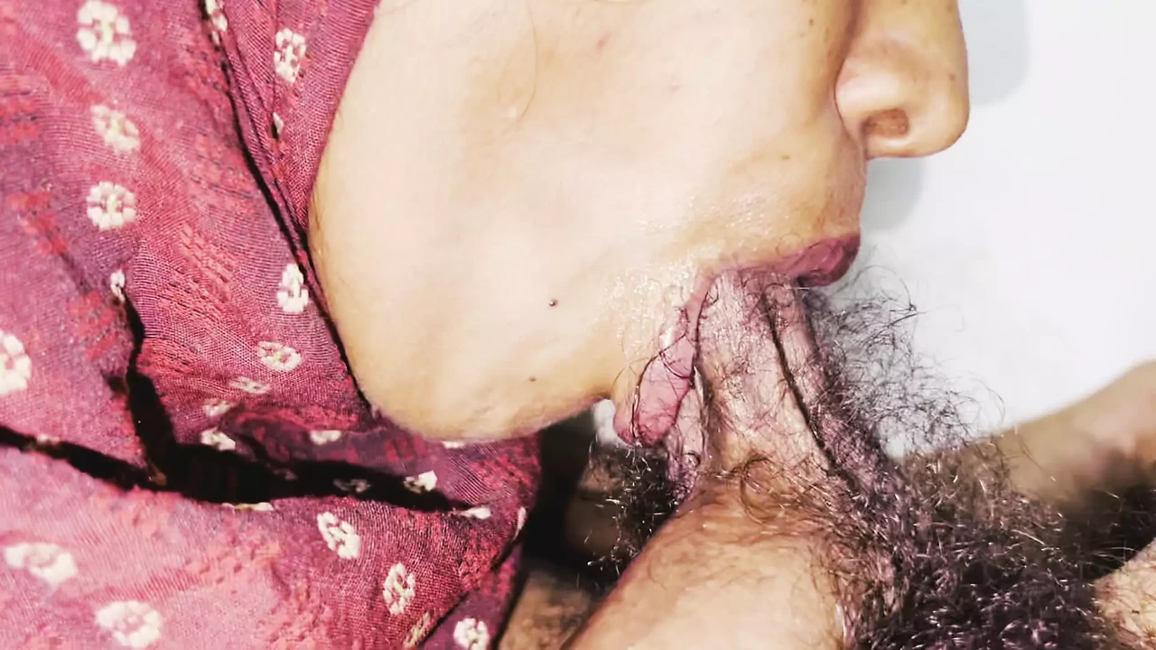 Muslim INDIAN Hijab deep throat queen is back