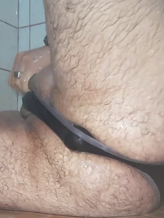 Nice Cum and Anal Penetration Using Black Thingthong