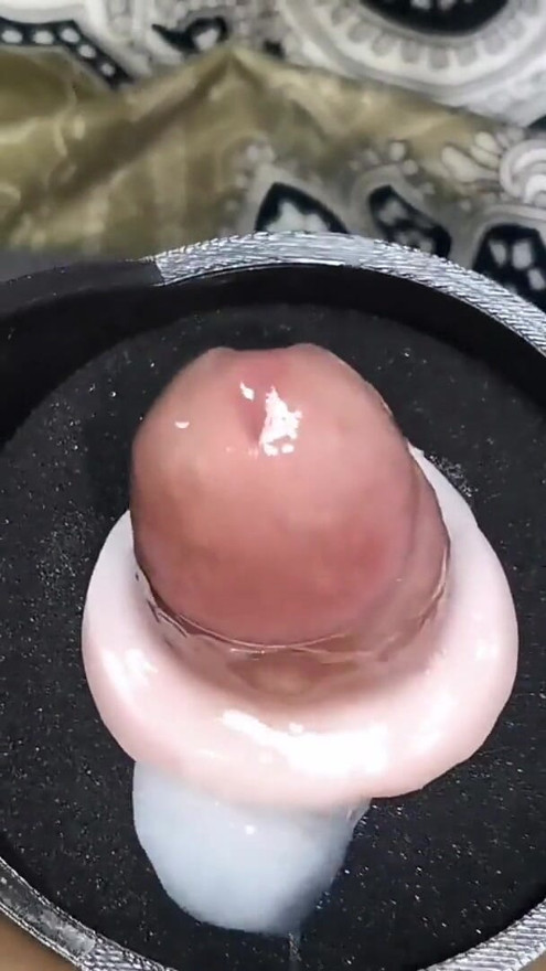 Machine for a huge portion of sperm! Super orgasm! Huge cumshot! | Clip 2
