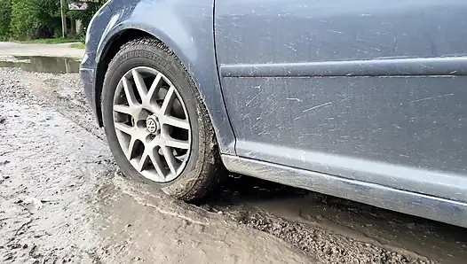 Car Stuck in Mud: Desperate Masturbation, Sloppy Blowjob & Public Facial Cumshot