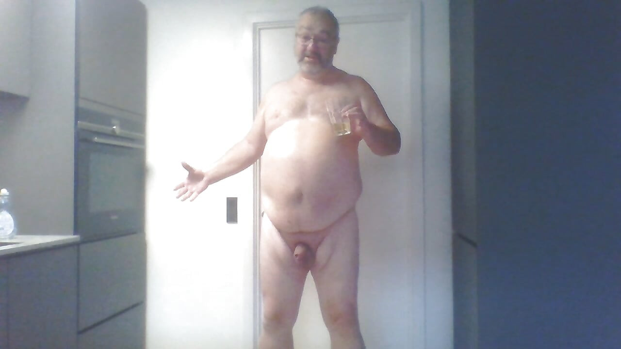 Pissing micro penis