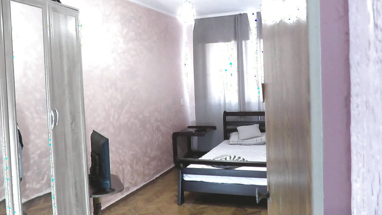 Solo sexy reife MILF fingert feuchte muschi bekommt orgasmus squirting im schlafzimmer, Squirt. Dicker arsch doggystyle Große natürliche titten