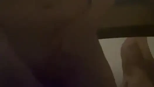 Aman tanrım! Gerçekten bir yarağa ihtiyacım var.