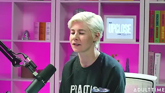 Blake Flower: Brainrot, Facetune ve Futanari | Adult Time Podcast