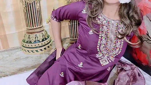 Nepali Hot Girl Ko Puti Ma Thukera Chikeko Wet & Wild