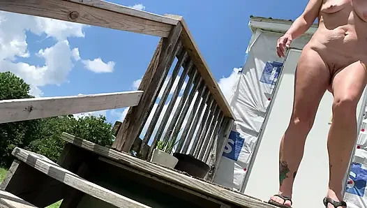 19yo boy drinks her pee from pineapple