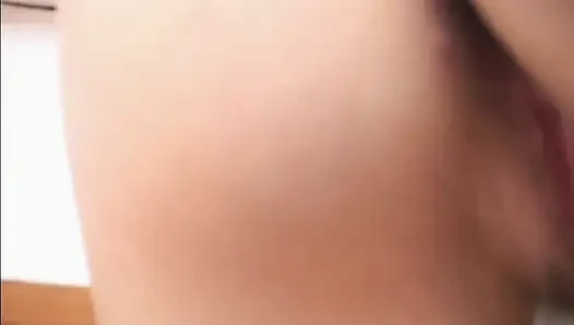 Eine junge italienische schlampe gefilmt und gefickt - 3 szenen in 1