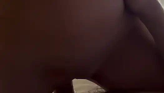 Seks dudukin di pinggir jalan