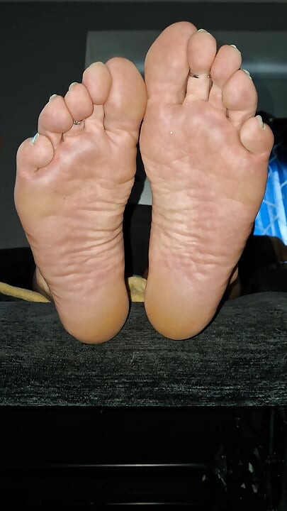 Get on your knees and let me rub my big soft man soles all over your face