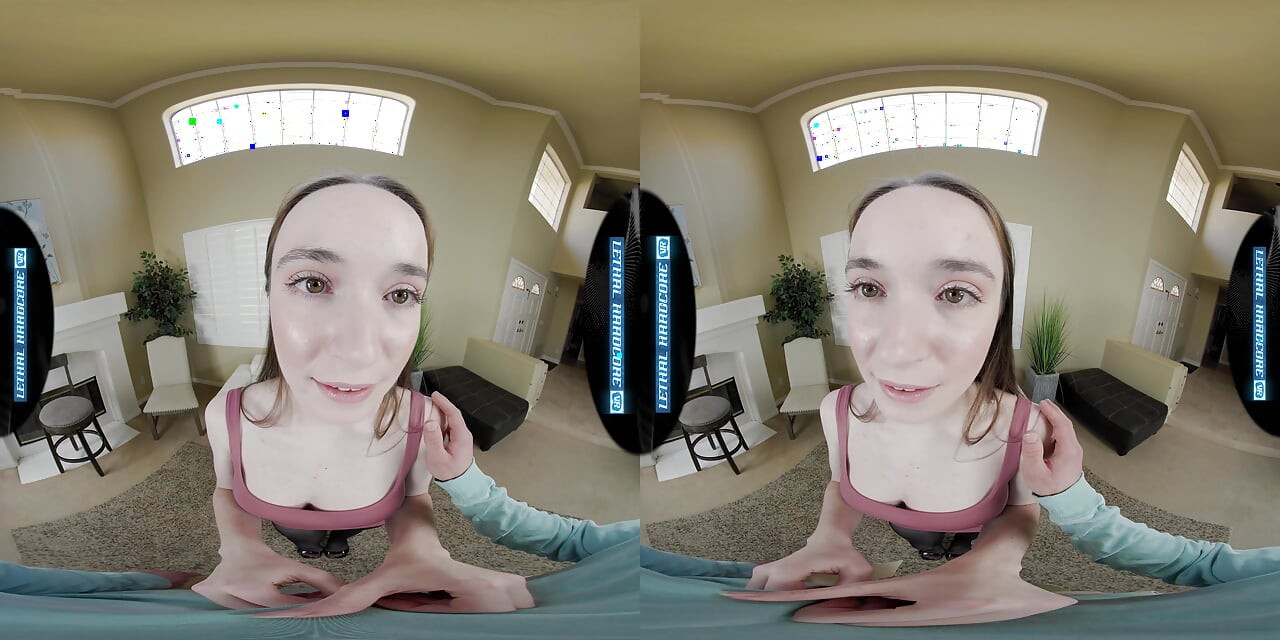 LETHAL HARDCORE VR - walisz swoją uroczą sekretarkę w jej pończochy - Leszczyna Moore