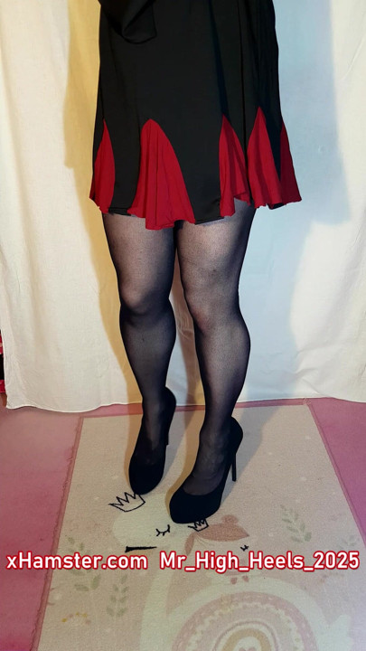 Black shoes and black nylons.