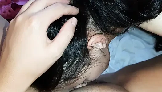 Köle kız sırayla amlarımızı yalıyor