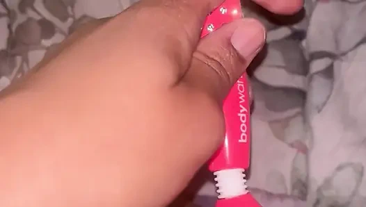 Şişman siyah amcığımla oynarken beni izle