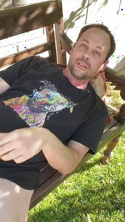在户外玩弄我的鸡巴