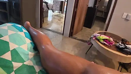 Массаж соседки по комнате