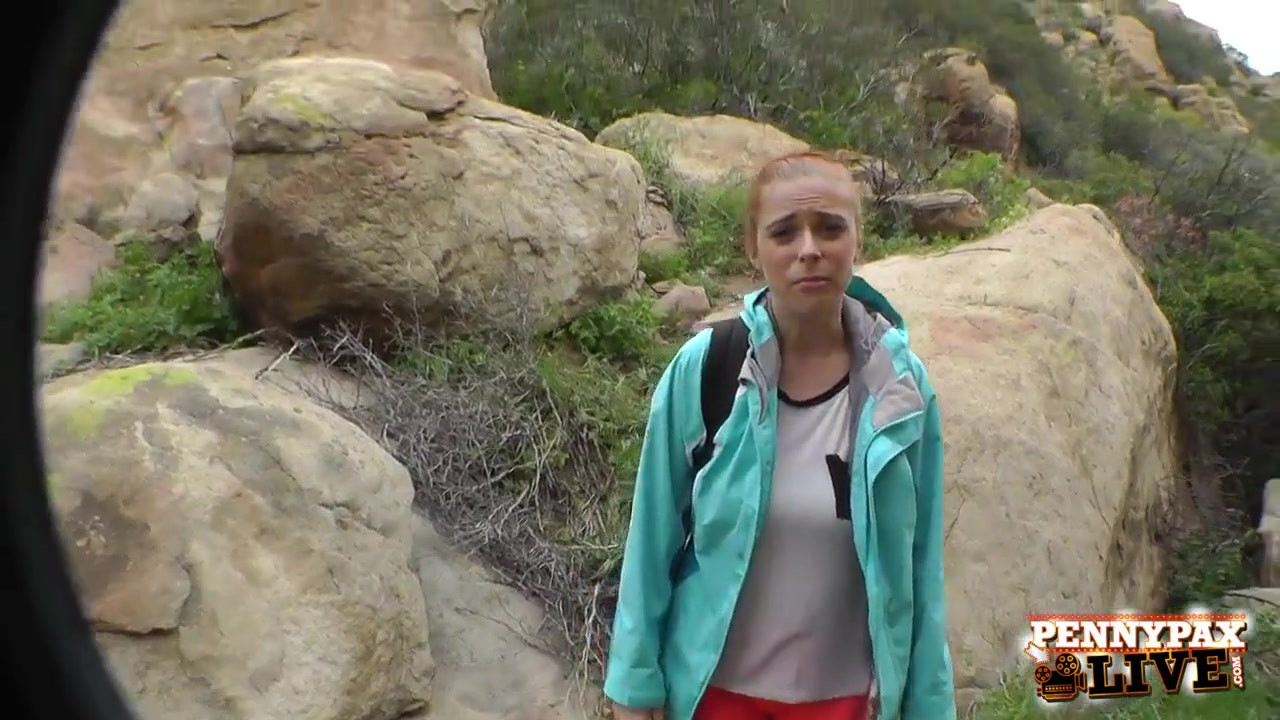 ペニー・パックスとサラ・シェボンの素晴らしいハイキングハメ撮り3p