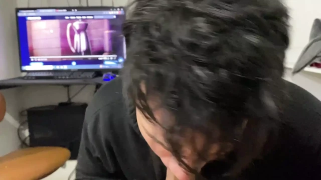 My straight buddy let me suck his cock and record me