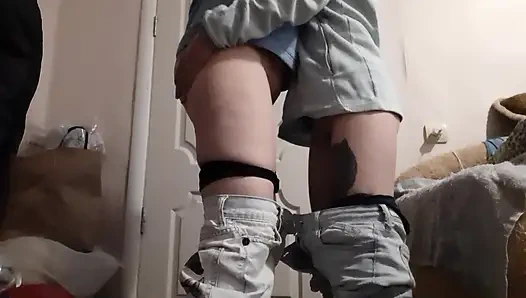 Dua saudara tiri saling menonton dan masturbasi