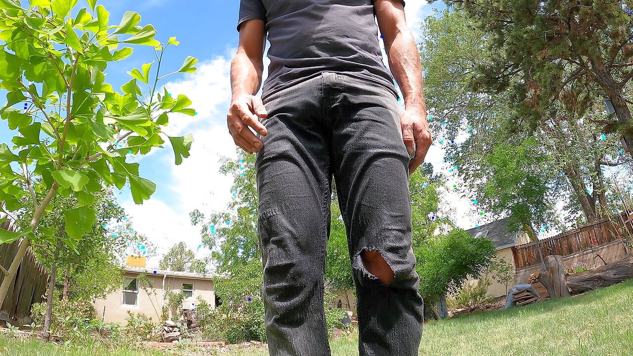 Pissing my jeans 9 times while doing yard work