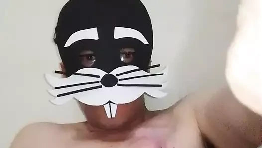Masturbando mi pene chico