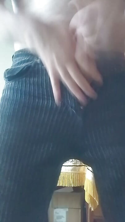 Huge huge pillows cum. Super pillows masturbation cum