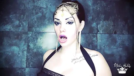 Темная богиня испытывает ненасытный голод!