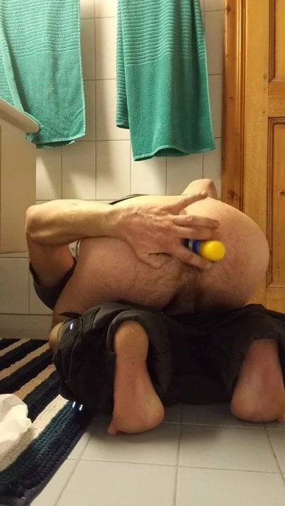 Big suncream self anal