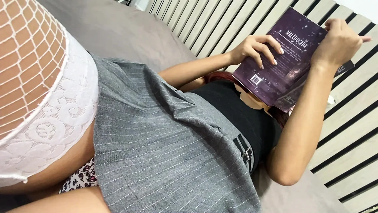 My best friend told me I want to try and ate my pussy whole