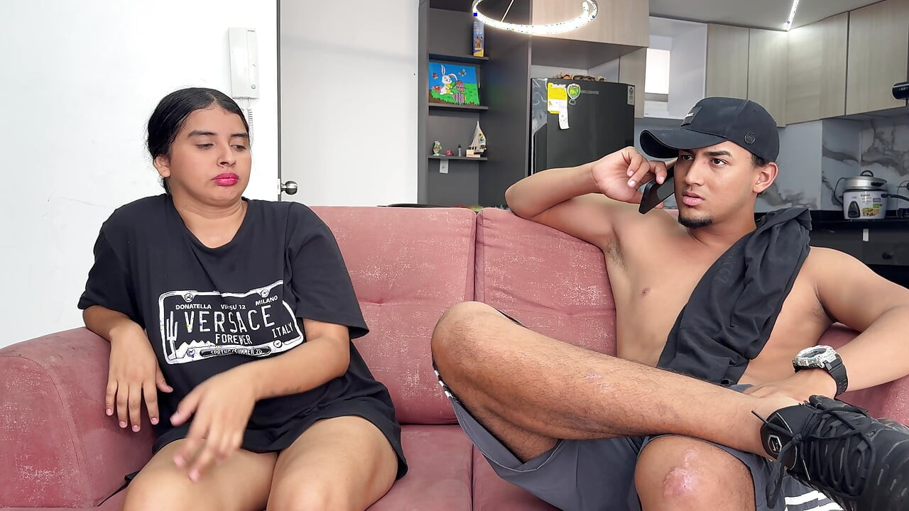 While my husband's cuckold makes lunch Latina slut gets fucked by stranger until he cums in her pussy