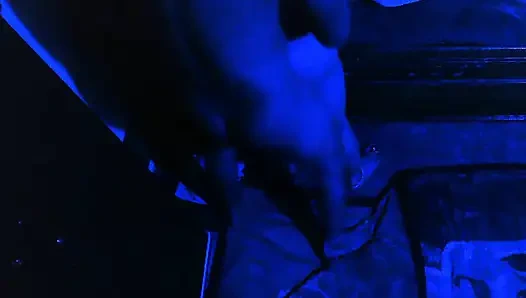 Hintli ateşli çift sikişiyor